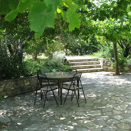 Traditional Stonehouse Potistika Exterior photo