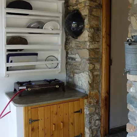 Traditional Stonehouse Potistika Exterior photo